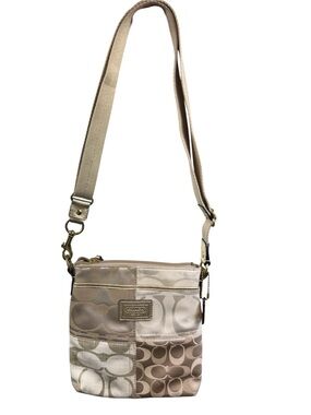 Coach Crossbody Bag Sling Travel Signature C Logo Patchwork White Gold Beige